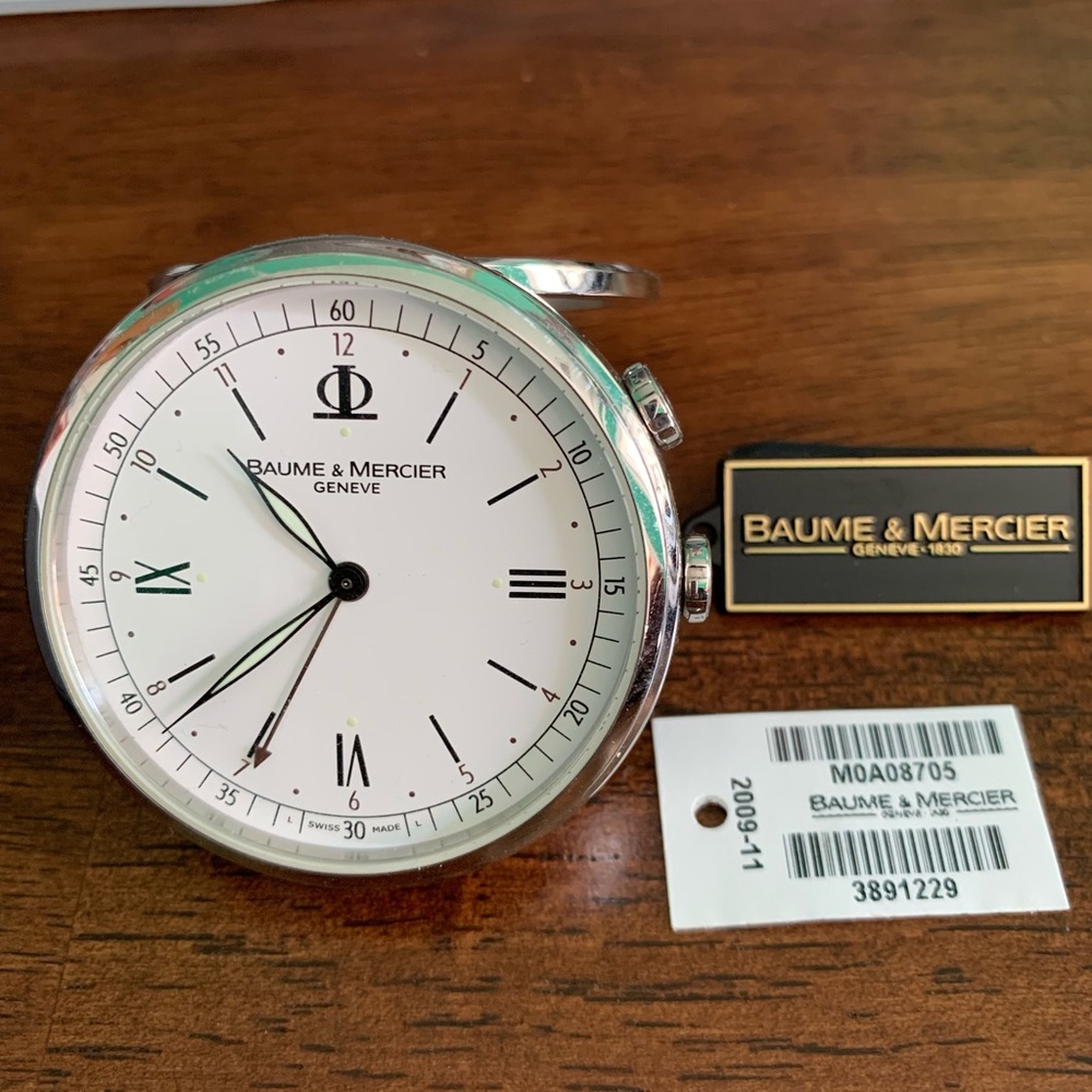Classima Baume et Mercier travel alarm clock.